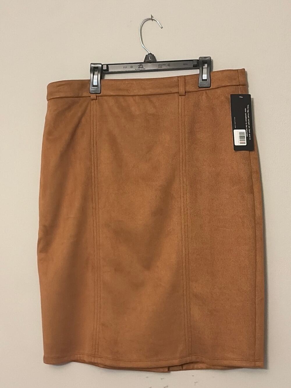 Olivia Grey Faux Suede Skirt – Size 1X – Camel Brown – NWT